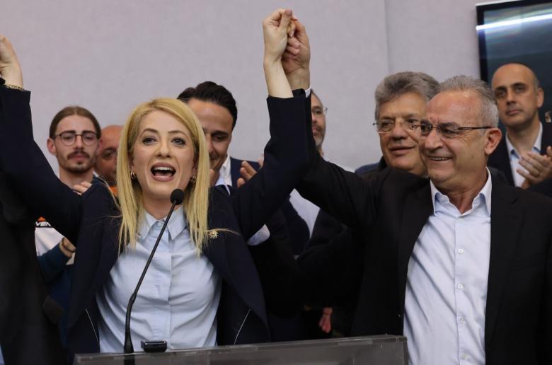 Προεκλογικό άρωμα στον ΔΗΣΥ – Στο κάδρο Αννίτα, Αβέρωφ και οι πρώτες διεργασίες για το 2028
