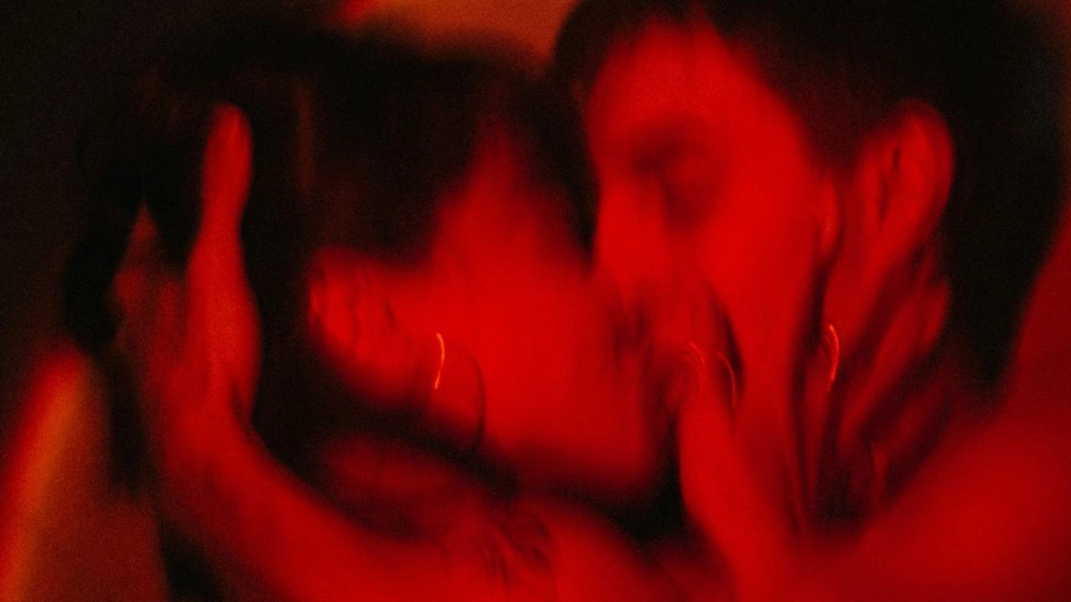 Σκηνοθέτης πορνό αποκαλύπτει ποιο μέρος των ερωτικών σκηνών είναι το πιο παράξενο 