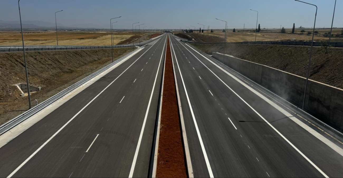 Γιάννης Καρούσος: «Τα μεγάλα έργα δεν γίνονται με λόγια» – Παραδίδεται ο αυτοκινητόδρομος Αστρομερίτη – Ευρύχου