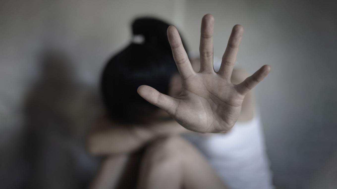 «Τι να σου πω μαμά, ότι με βίασαν;» - Συγκλονίζει η περιγραφή της 14χρονης για τα όσα πέρασε στα χέρια των τεσσάρων Ρομά