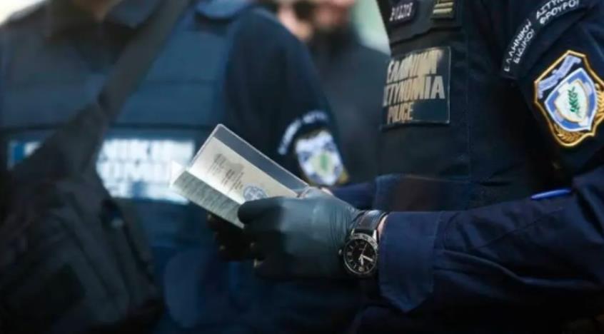 Έλληνας αστυνομικός ζητάει οικονομική ενίσχυση για να κάνει εγχείρηση αλλαγής φύλου