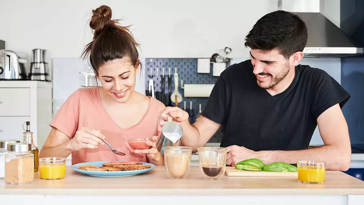 Τοστ αβοκάντο ή βρόμη; Ποιο πρωινό οδηγεί σε μεγαλύτερη απώλεια βάρους τις γυναίκες και ποιο τους άνδρες