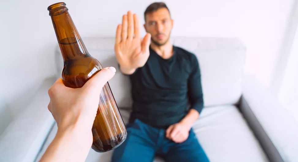 Παχυσαρκία: Τα πασίγνωστα φάρμακα που φέρνουν την επανάσταση και στην αντιμετώπιση των εθισμών