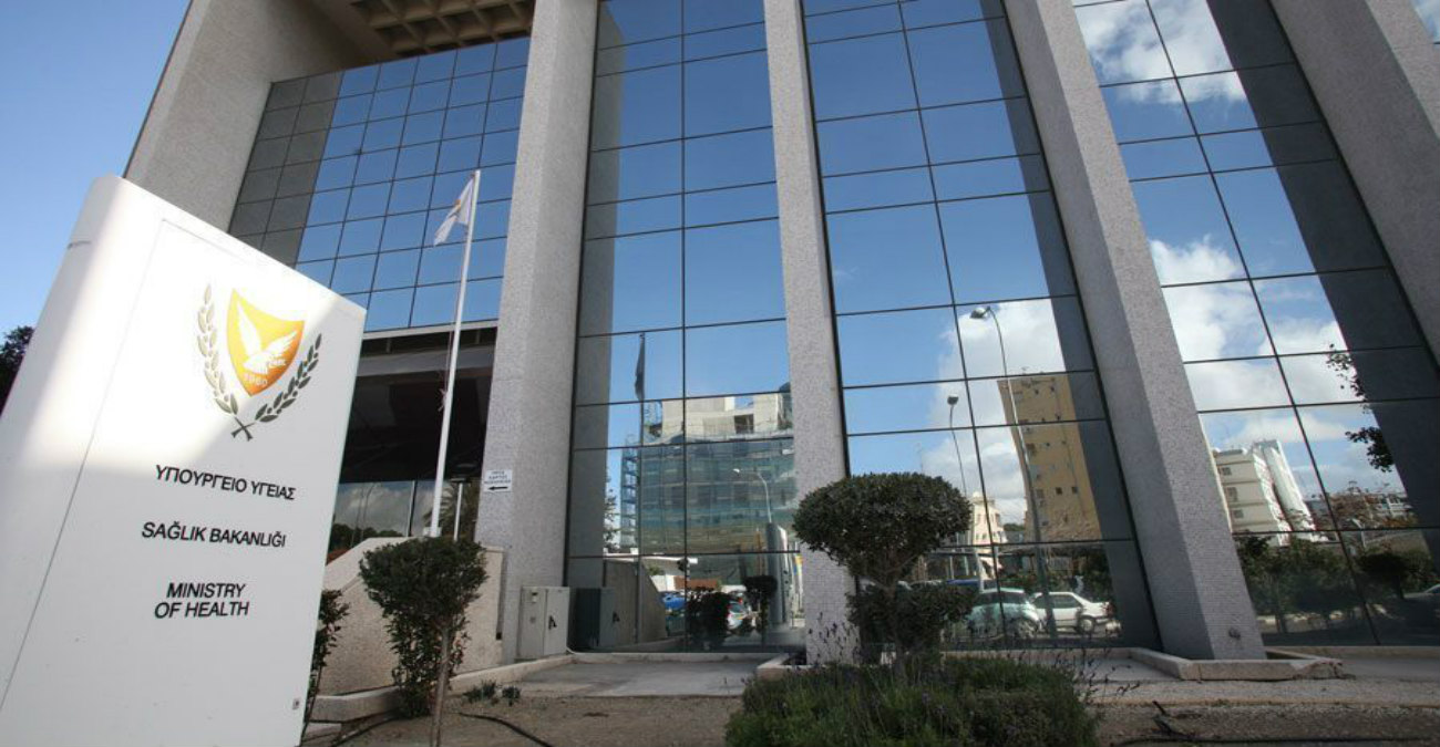 Προειδοποιεί το Υπ. Υγείας: Σε συναγερμό λόγω έξαρσης γρίπης και αναπνευστικών ιών - Οι οδηγίες προς το κοινό