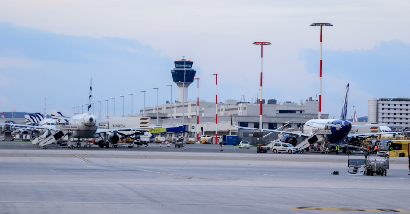 Λίγο πριν πετάξει για Κύπρο: Συνελήφθη 45χρονος καταζητούμενος για απάτες με κρυπτονομίσματα