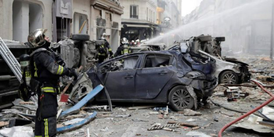 Τέσσερις νεκροί και δεκάδες τραυματίες από την έκρηξη στο Παρίσι - VIDEO
