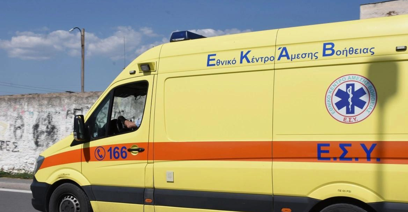 Ατύχημα στο Ναύπλιο - Κατσαρόλα από τον 2ο όροφο έπεσε στο κεφάλι τουρίστα, μεταφέρθηκε στο νοσοκομείο