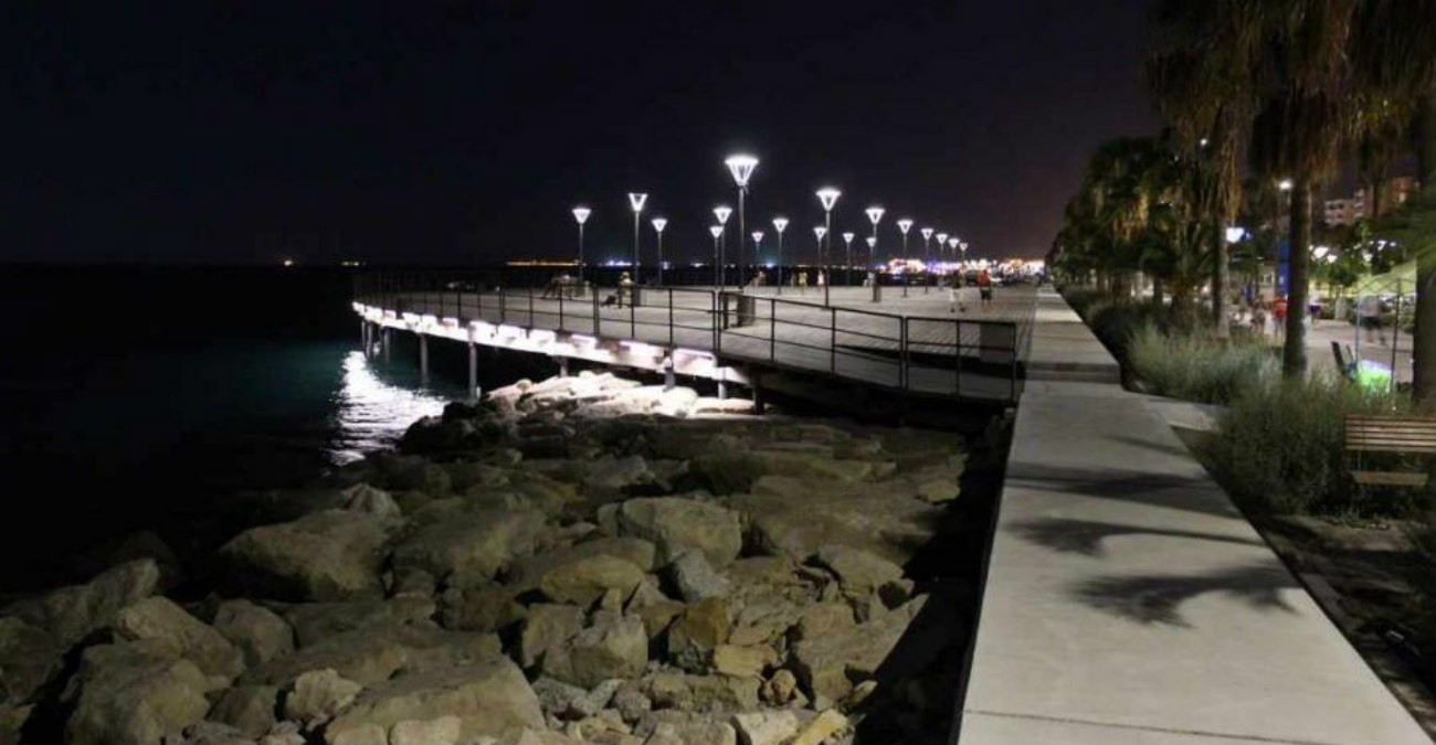 Λεμεσός: Ηλικιωμένος πήγε για κολύμπι και δεν επέστρεψε – Εντοπίστηκε αναίσθητος στον Μόλο
