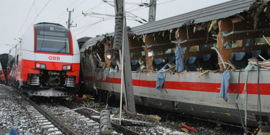 Σύγκρουση τρένων στην Αυστρία με μια νεκρή και 22 τραυματίες