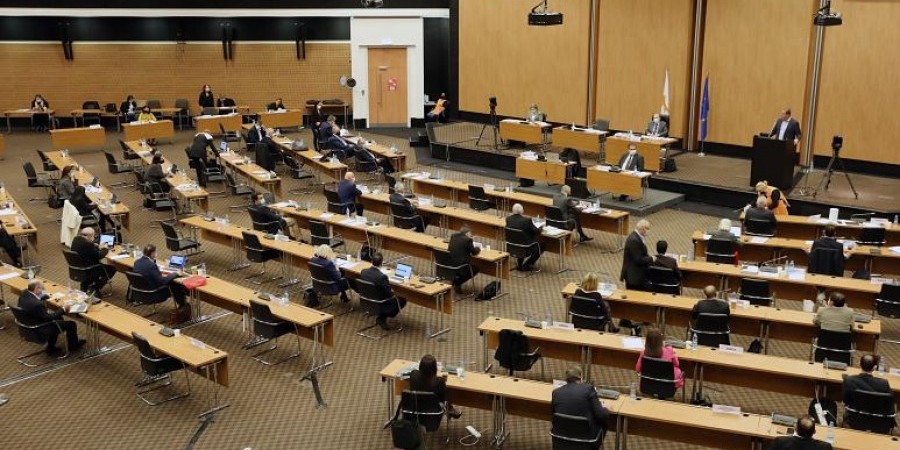 Το νομικό καθεστώς της Αγγλικής Σχολής συζήτησε εκ νέου η Επιτροπή Παιδείας της Βουλής