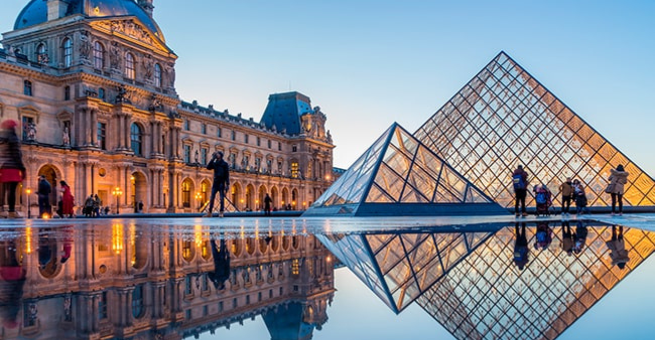 Οι δύο ύποπτοι για τη ληστεία στο Λούβρο αναγνώρισαν την εμπλοκή τους