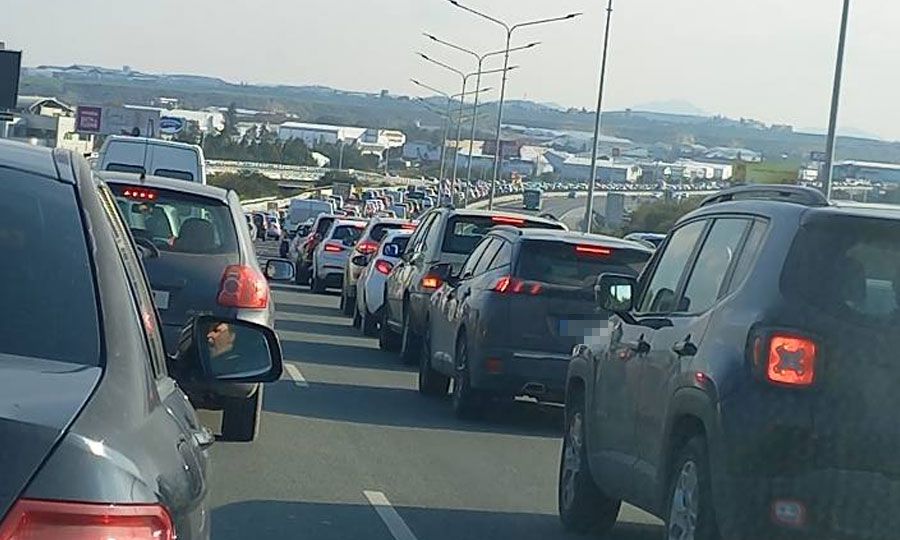 Βρήκαμε τη λύση για το κυκλοφοριακό – Δεν το φαντάζεστε - Δείτε φωτογραφία