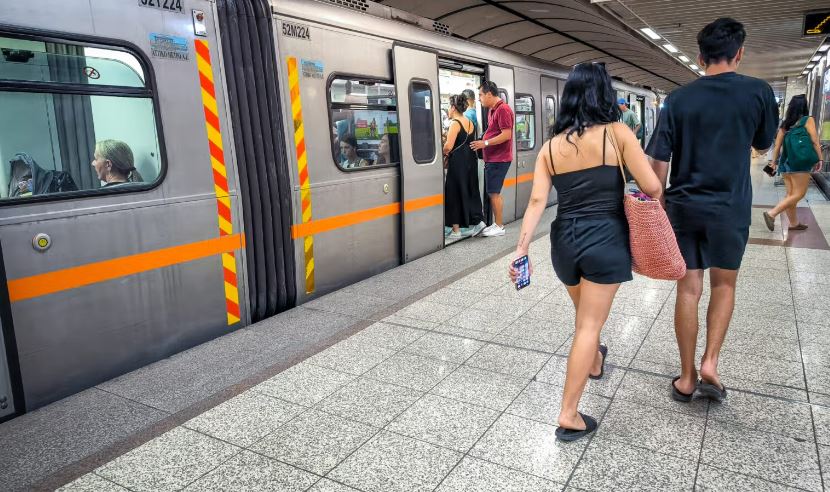 Άγνωστοι έκλεψαν στο Μετρό γιατρό που ταξίδευε για επαγγελματικό συνέδριο – «Αναγκάστηκα να ζητιανέψω για να γυρίσω σπίτι»