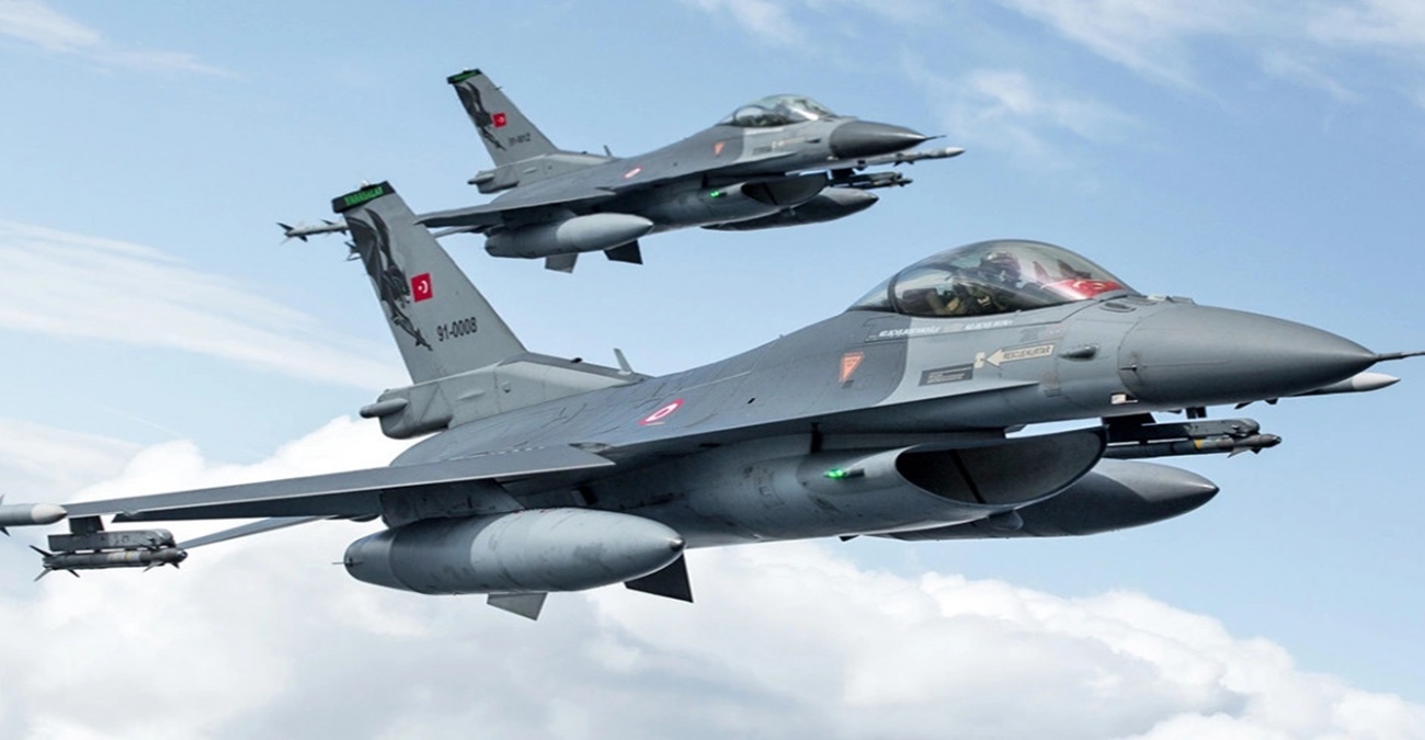 Τουρκικά F-16 πέταξαν πάνω από τα κατεχόμενα - Έκαναν πρόβα για την παρέλαση της Τετάρτης