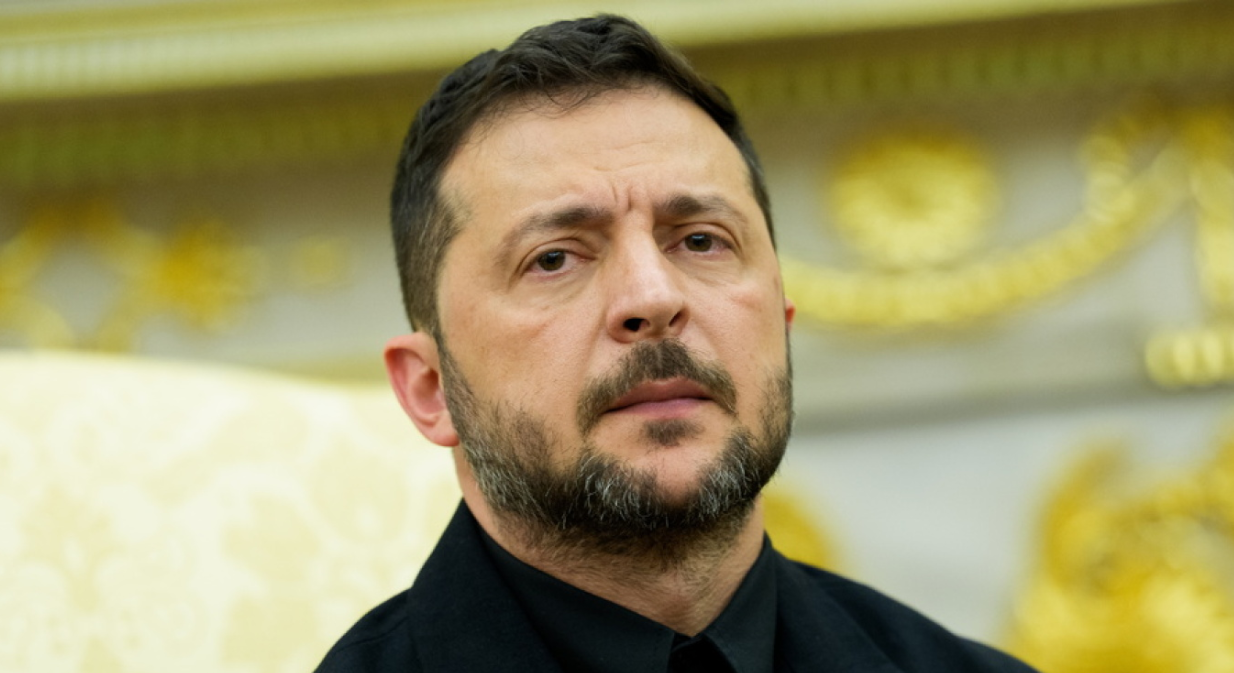 Politico: Το δίλημμα Ζελένσκι είναι να αποδεχθεί το σχέδιο Τραμπ ή να ρισκάρει και να βασιστεί στους διστακτικούς Ευρωπαίους