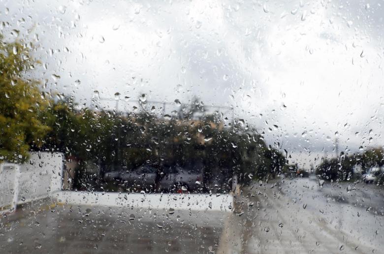 Οδηγοί Προσοχή: Σε αυτό τον δρόμο υπάρχει συσσώρευση νερού - Οι οδηγίες της Αστυνομίας