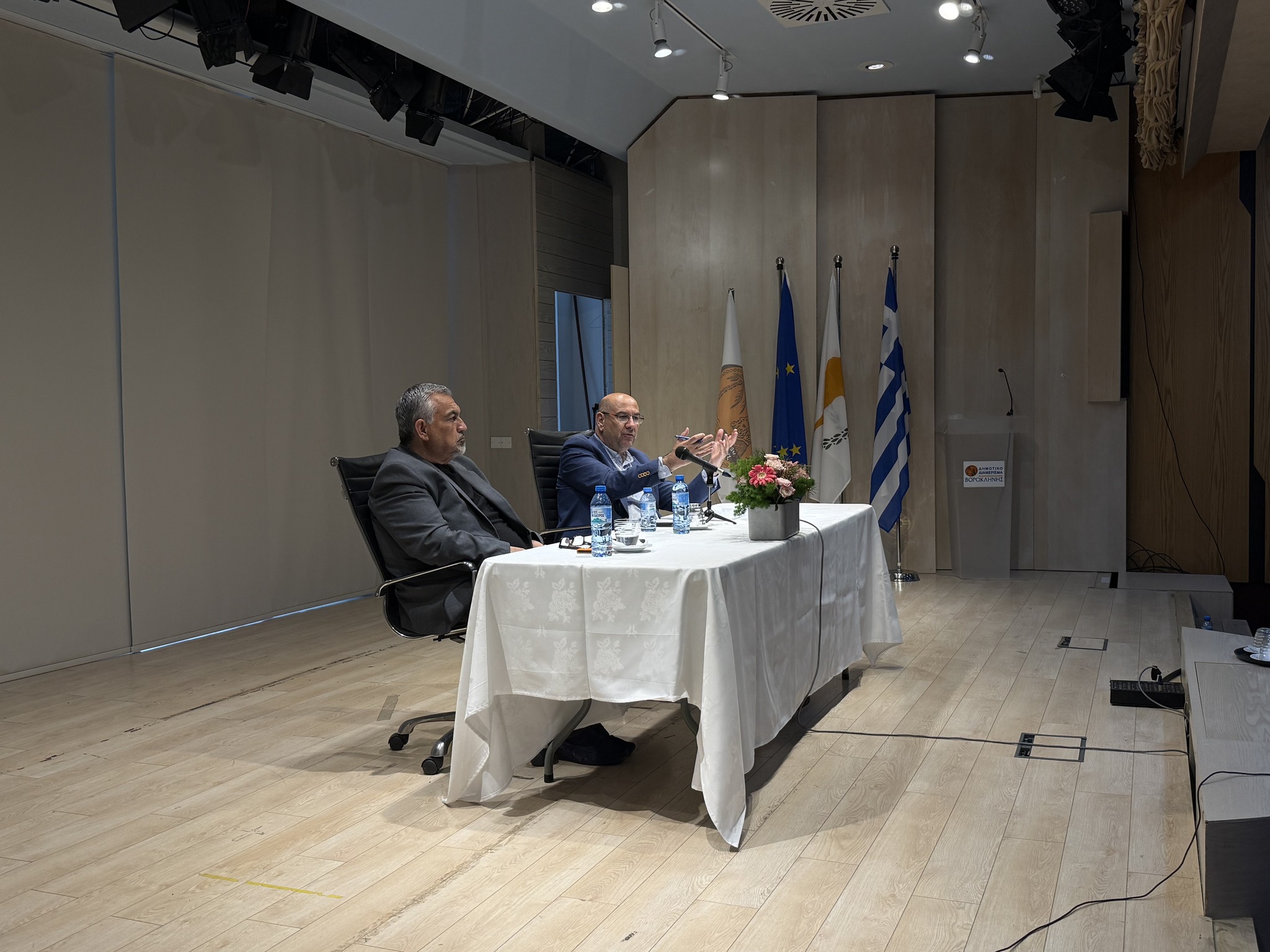 Λάρνακα: Μαζική κινητοποίηση έξω από το λιμάνι και μαρίνα - «Η πόλη προχωρά ενωμένη και διεκδικεί το μέλλον που της αξίζει»