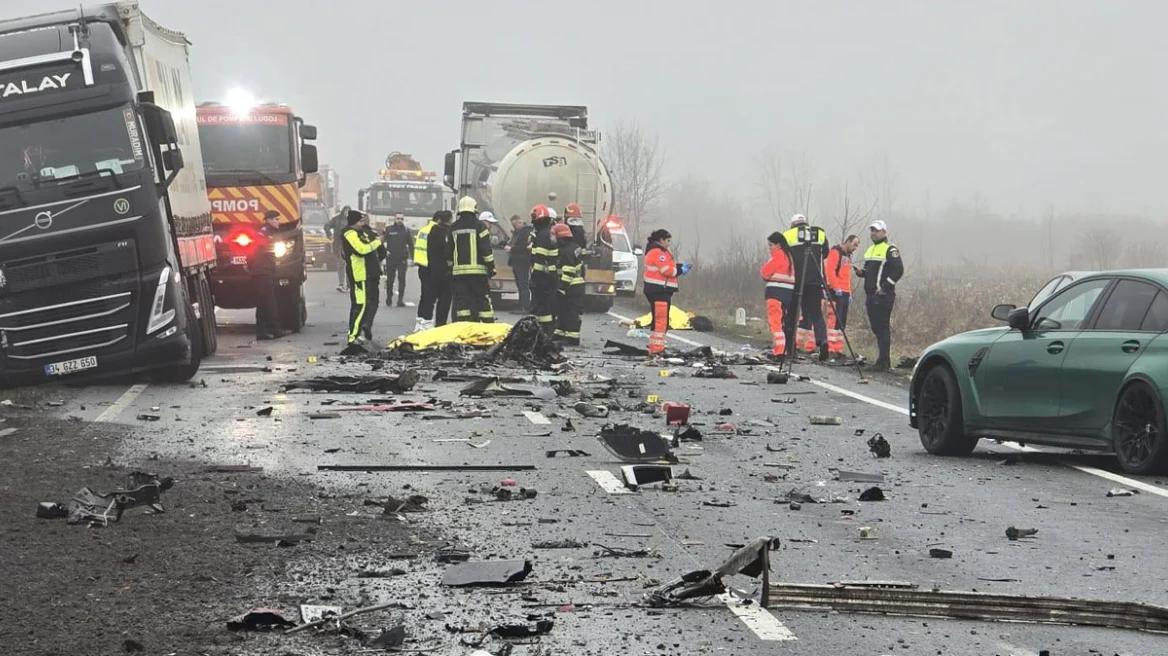 Στην Ελλάδα σήμερα από τη Ρουμανία οι σοροί των «αετόπουλων» του ΠΑΟΚ - Χωρίς απάντηση κρίσιμα ερωτήματα για το τροχαίο