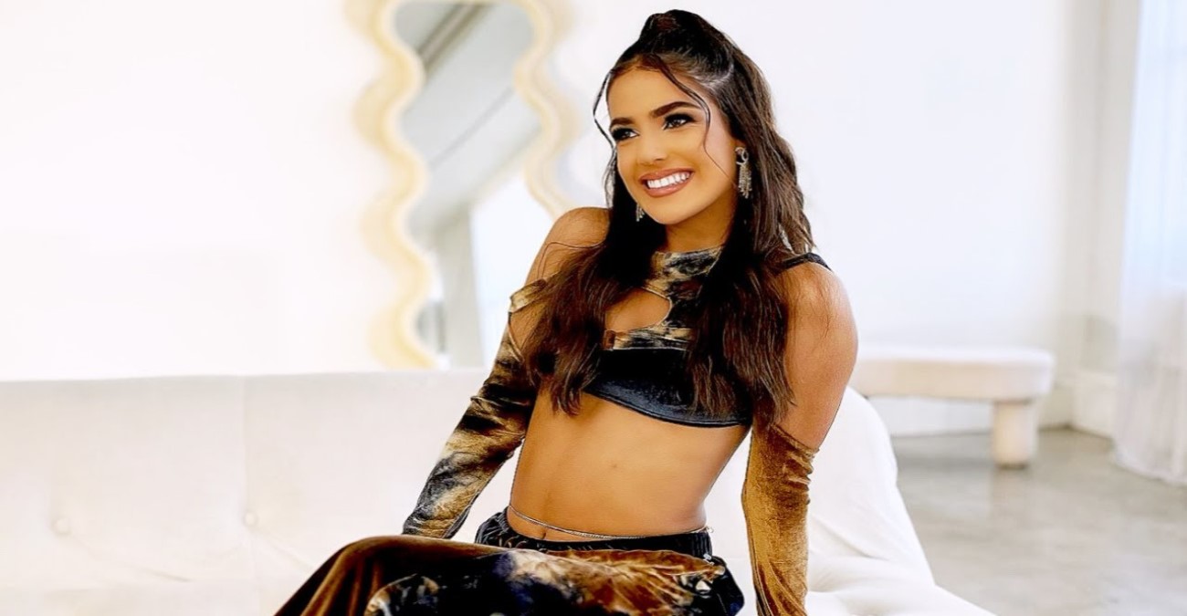 Eurovision 2024: Tι ρούχο ετοιμάζει ο Κουδουνάρης για τη Silia Kapsis on stage; Το video στο Tik Tok