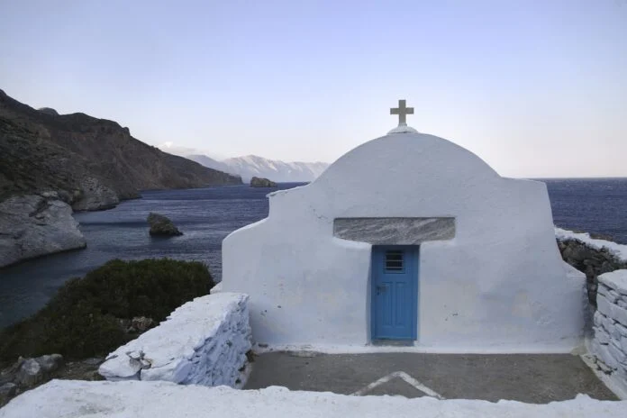 Εορτολόγιο: Ποιοι γιορτάζουν σήμερα, Τετάρτη 16 Ιουλίου