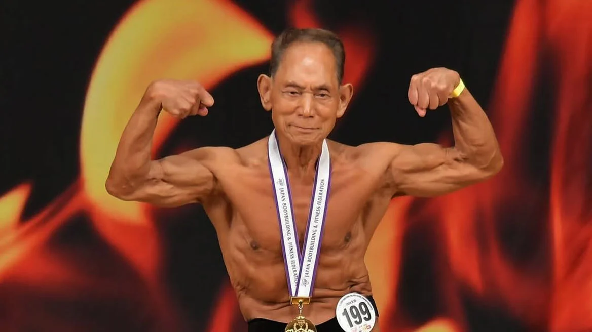 «Θέλω να είμαι bodybuilder μέχρι να πεθάνω»: Ο 90χρονος Ιάπωνας που προπονείται έξι ημέρες την εβδομάδα και κατακτά τίτλους