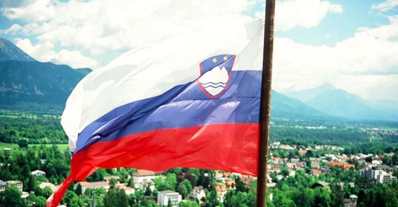 Η Σλοβενία γίνεται η πρώτη χώρα της Ανατολικής Ευρώπης που ενέκρινε τον γάμο ομοφυλοφίλων και το δικαίωμά τους στην τεκνοθεσία
