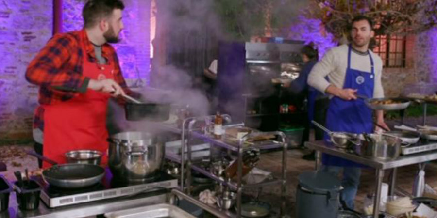 Master Chef: Εξοργίστηκε ο Σταύρος με τον Μπέλλο στο MasterChef – «Θες να φας κανένα χαστούκι;» – VIDEO