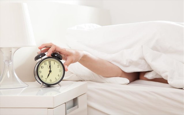 Αν αλλάξετε το ωράριο του ύπνου μπορεί να αποφύγετε την κατάθλιψη