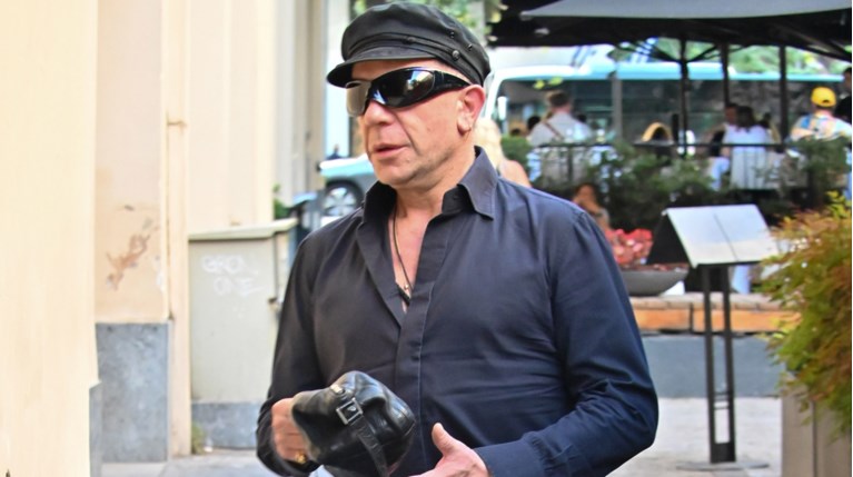 Γιώργος Μαζωνάκης: Τι είναι η θεραπεία πλασμαφαίρεσης που υποβλήθηκε ο εμβληματικός τραγουδιστής