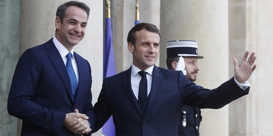 'Μίλησε' ελληνικά ο Μακρόν: 'Ανησυχητική η κατάσταση - Η Γαλλία θα ενισχύσει την στρατιωτική της παρουσία στην Αν. Μεσόγειο'