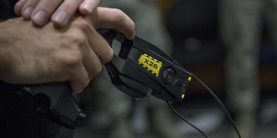 ΚΥΠΡΟΣ: Συλλήψεις με όπλα ηλεκτροσόκ – Προκαλούν προσωρινή παράλυση - ΦΩΤΟΓΡΑΦΙΕΣ