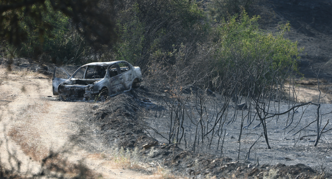 Καλύτερη η εικόνα στην πυρκαγιά στο Ωραιόκαστρο μετά την ολονύχτια μάχη - Κάηκαν επιχειρήσεις, 4 πυροσβέστες μεταφέρθηκαν στο νοσοκομείο