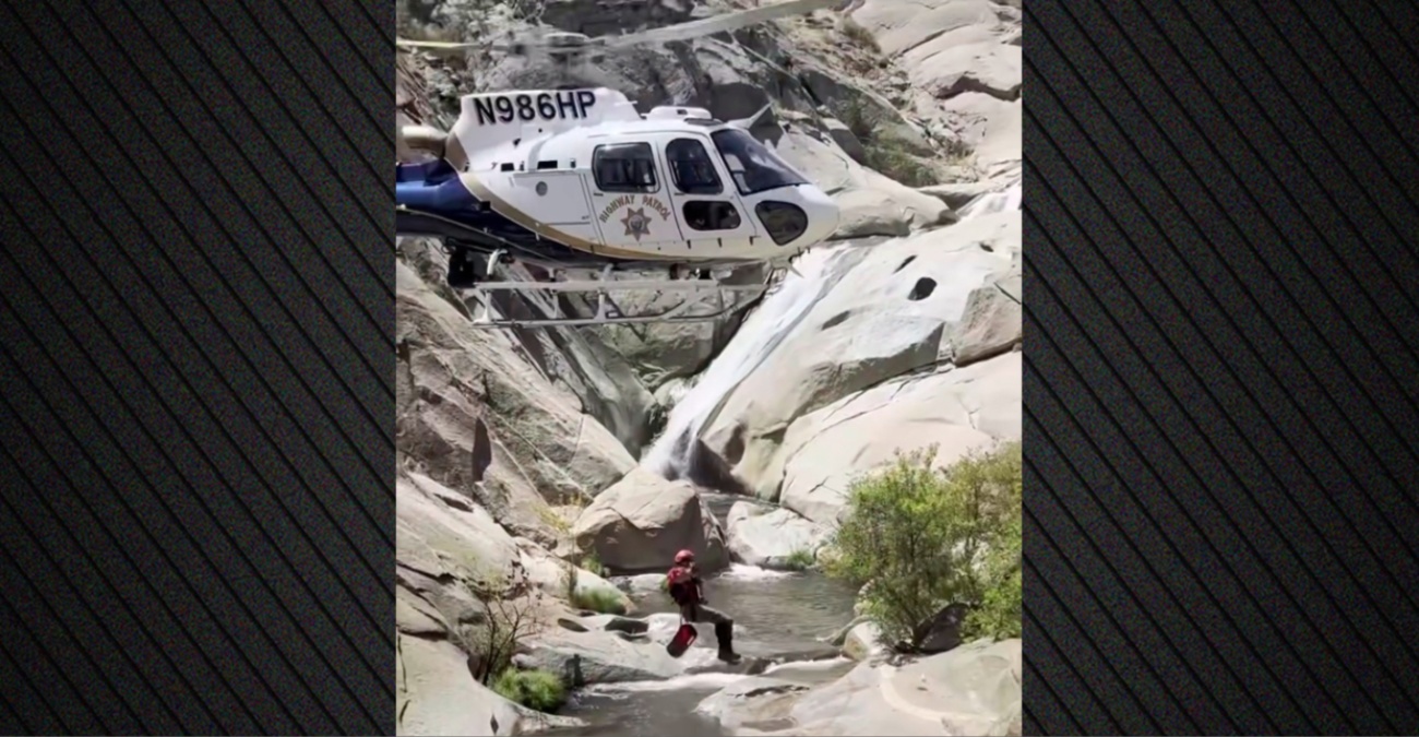 VIDEO: Δραματικός απεγκλωβισμός στην Καλιφόρνια – Αστυνομικοί έσωσαν άνδρα που είχε παγιδευτεί πίσω από καταρράκτη για δύο ημέρες