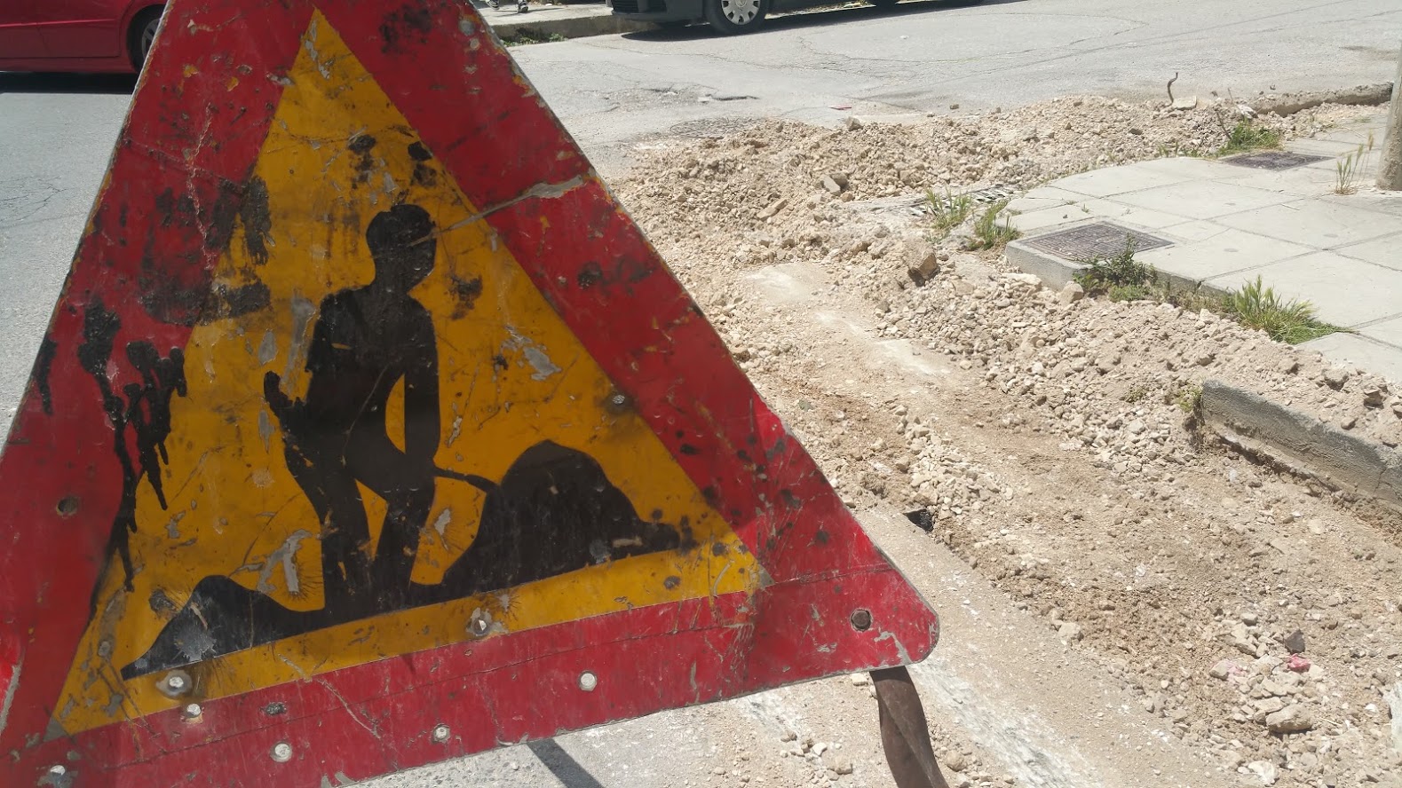 Μεγάλη ταλαιπωρία: Κλείνει δρόμος εντελώς για μία εβδομάδα – Αποκλεισμένη η πρόσβαση από την πόλη σε χωριό