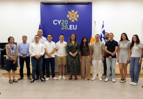 Μιχαηλίδου στους πρωτεύσαντες των Παγκυπρίων: «Στόχος ένα πιο ανθρώπινο δημόσιο σχολείο»
