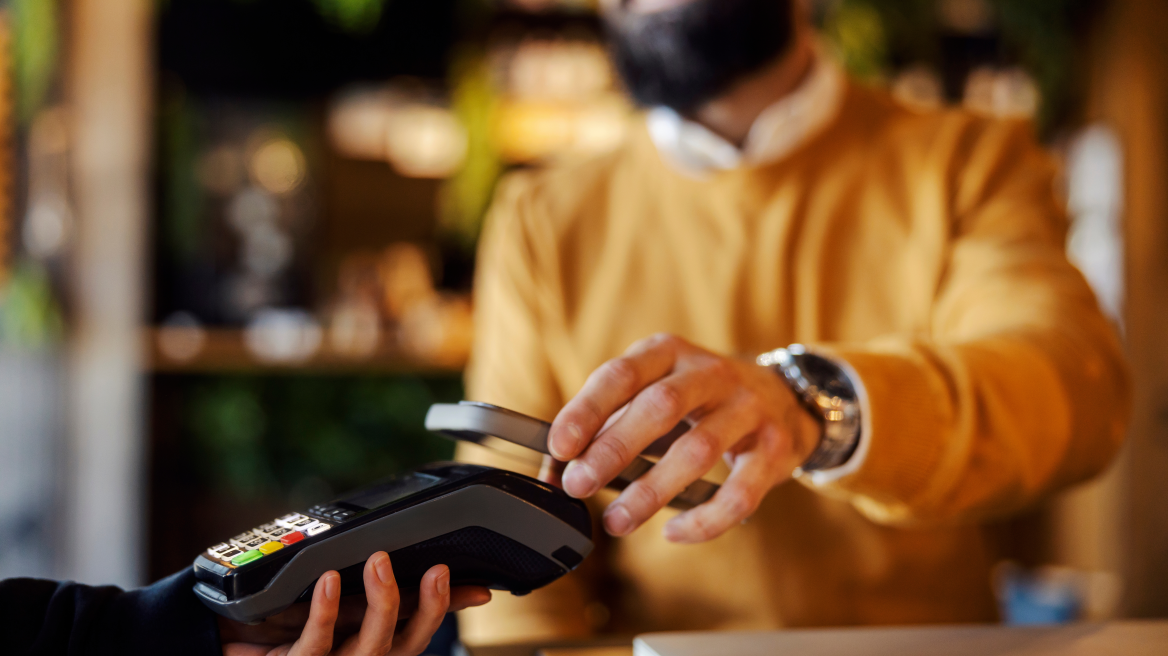 Η Ελλάδα ξεχωρίζει στις ασφαλείς συναλλαγές-πληρωμές στην ΕΕ