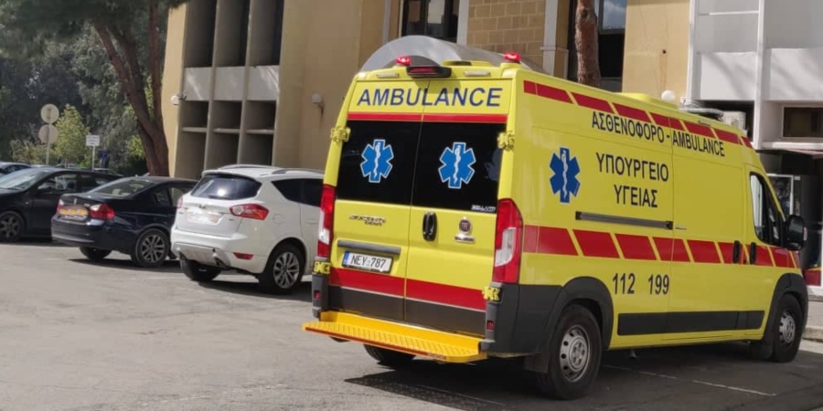 ΛΕΥΚΩΣΙΑ -ΔΙΚΑΣΤΗΡΙΟ: Αναστάτωση με 45χρονη ύποπτη για διάρρηξη και κλοπή - Με ασθενοφόρο στο Νοσοκομείο -ΦΩΤΟΓΡΑΦΙΑ