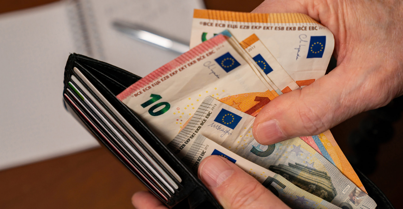  Κατώτατος μισθός €1.088 : Ποιο μέλλον χτίζεις με αυτά τα λεφτά στην Κύπρο;