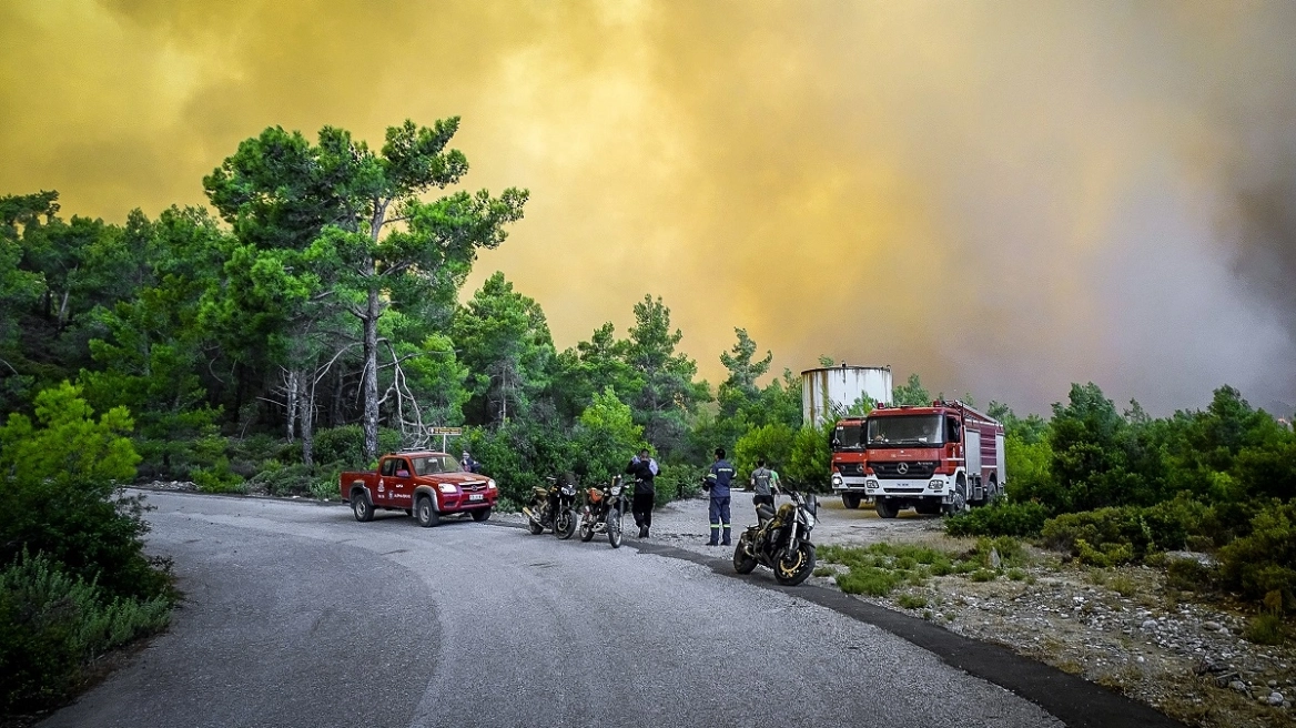Ενημερώνει το ΥΠΕΞ - «Δεν επικοινώνησαν Κύπριοι ότι κινδυνεύουν από πυρκαγιές στην Ελλάδα»