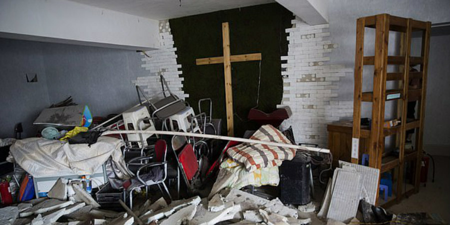 Πογκρόμ κατά των Χριστιανών στην Κίνα: Καίνε Βίβλους και καταστρέφουν σταυρούς - VIDEO