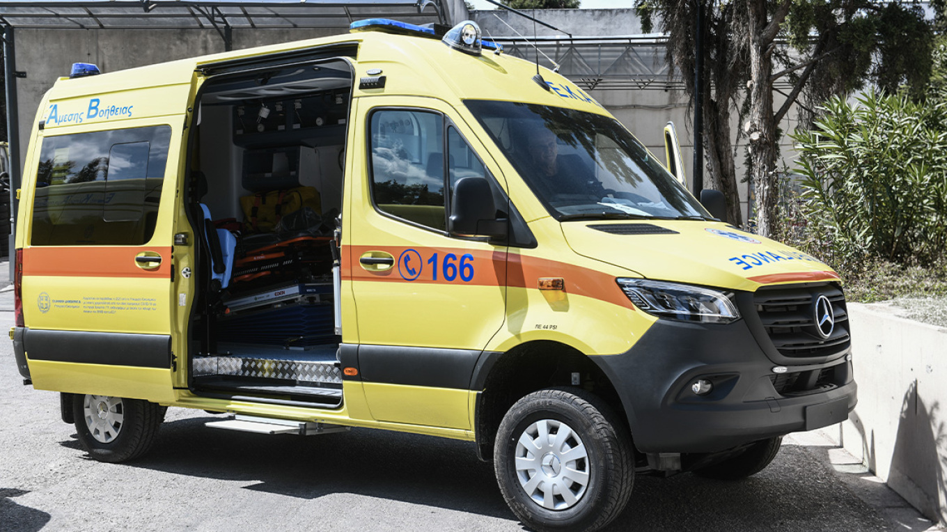 Τραγωδία στην Ελλάδα: 36χρονη γιατρός έχασε τη ζωή της μετά από επιπλοκές στον τοκετό