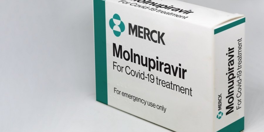 Διαθέσιμο από σήμερα προς συνταγογράφηση το φάρμακο Molnupiravir για θεραπεία της COVID-19