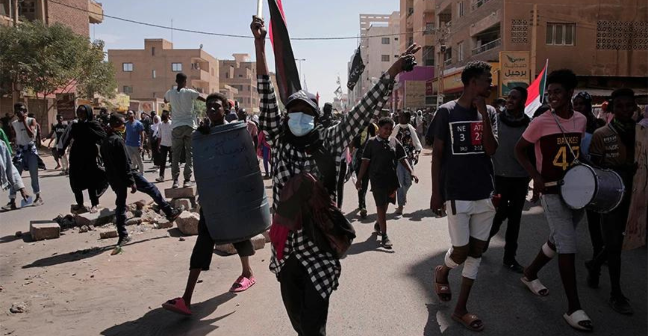 Χιλιάδες πτώματα σε αποσύνθεση στους δρόμους του Σουδάν – Φόβοι για έκρηξη επιδημιών