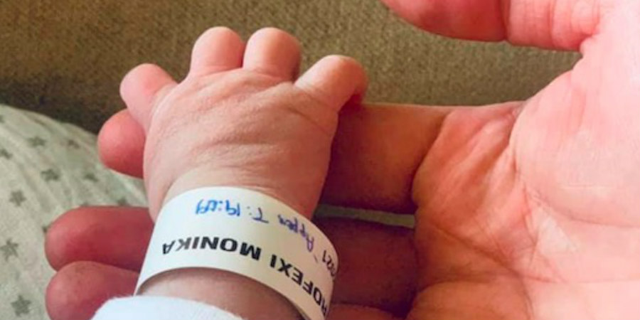 Βaby Boom για Κύπρια παρουσιάστρια: Έφερε στον κόσμο το πρώτο της παιδί! (φωτο)
