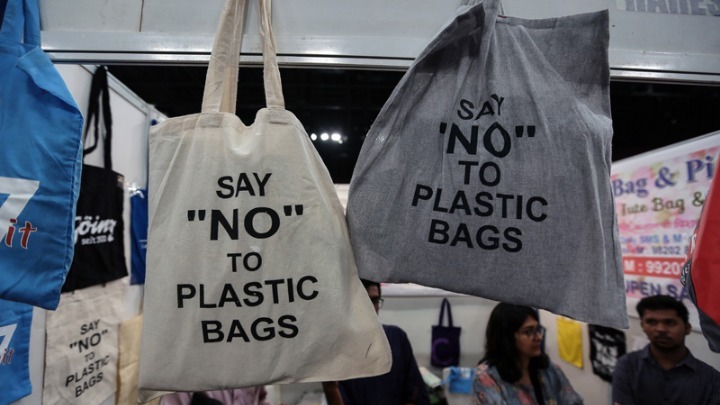 ΑΥΣΤΡΑΛΙΑ: «Άναψαν τα αίματα» εξαιτίας της απαγόρευσης της πλαστικής σακούλας