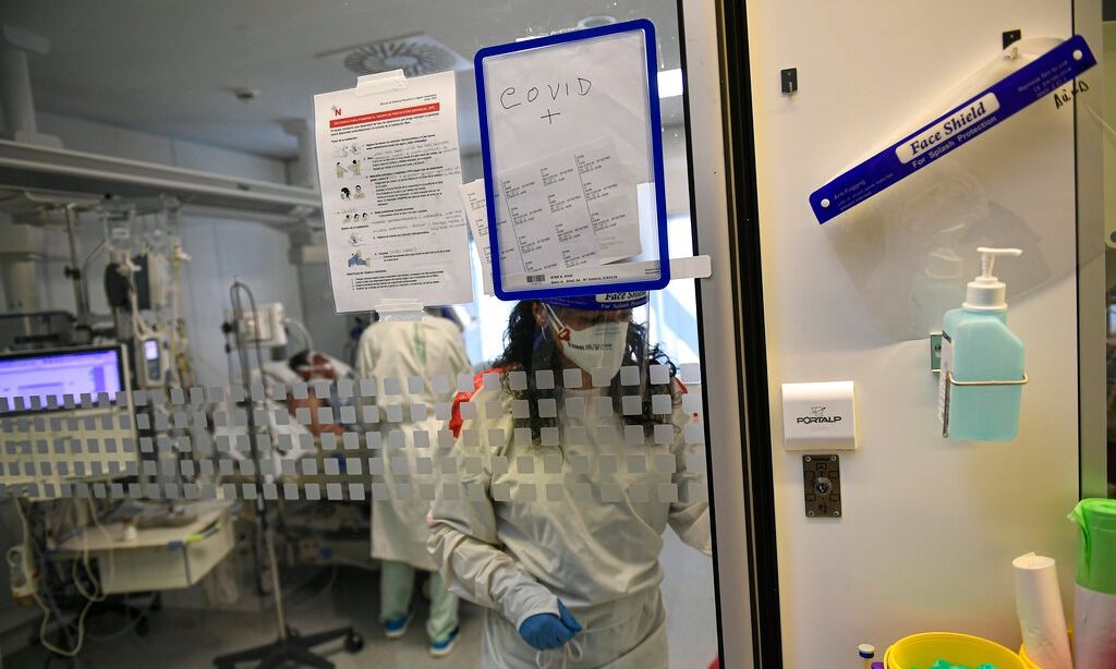 Κορωνοϊός: Νέα έρευνα για όσους νόσησαν - Τα κύτταρα «ζόμπι» παραμένουν χρόνια μετά την ασθένεια