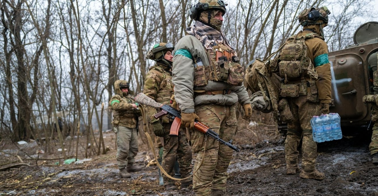 Πόλεμος στην Ουκρανία: «Θυμίζει τα πεδία των μαχών του Α' Παγκοσμίου Πολέμου» - Μετεξελίσσεται σε μάχη φθοράς για γερές αντοχές 