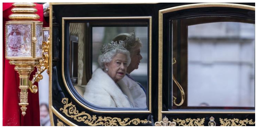 Χρονιά με αναταράξεις το 2019 λέει η βασίλισσα Ελισάβετ στο μήνυμα των Χριστουγέννων