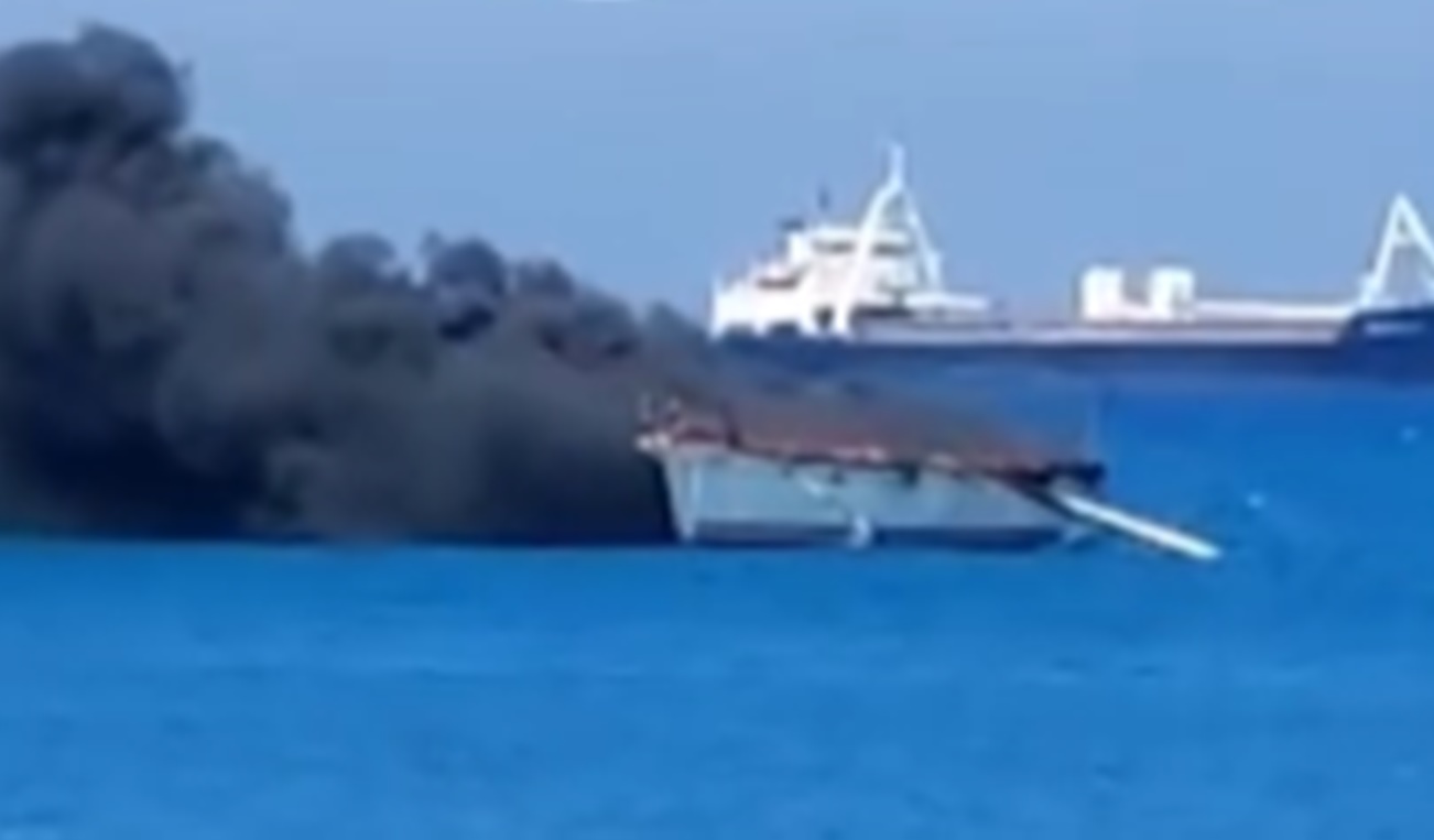 Δεν φαίνεται να οφείλεται σε εγκληματική ενέργεια η πυρκαγιά σε σκάφος στη μαρίνα Λάρνακας