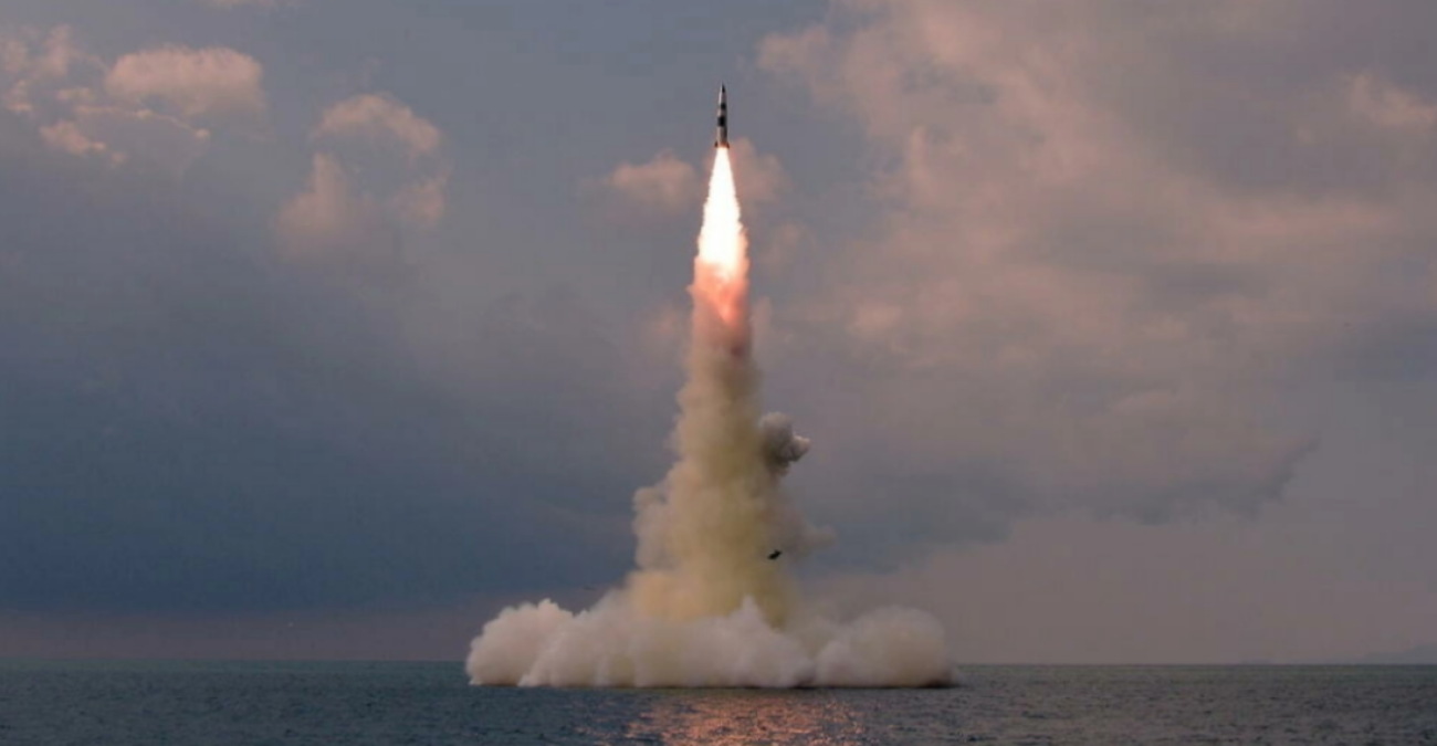 Η Πιονγκγιάνγκ εκτόξευσε βαλλιστικό πύραυλο, ανακοίνωσε η Νότια Κορέα